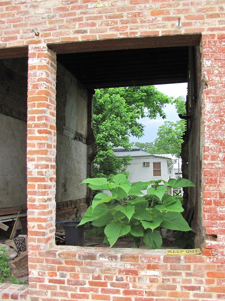 In the Business Section of Carrollton This is a creative c… Flickr