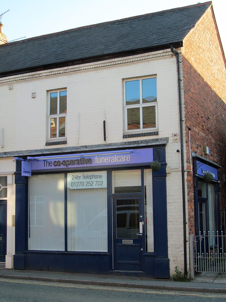 CREWE (32 Mill St, Crewe, Cheshire CW2 7AN) {NBC} May18 Flickr