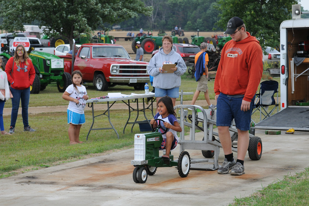 Threshing Bee Sunday Rosholt, SD Threshermen Flickr