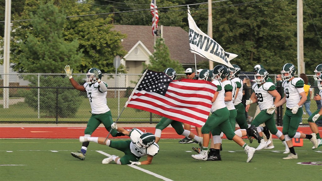 Football / High School Varsity Greenville Green Wave vs Ea… Flickr