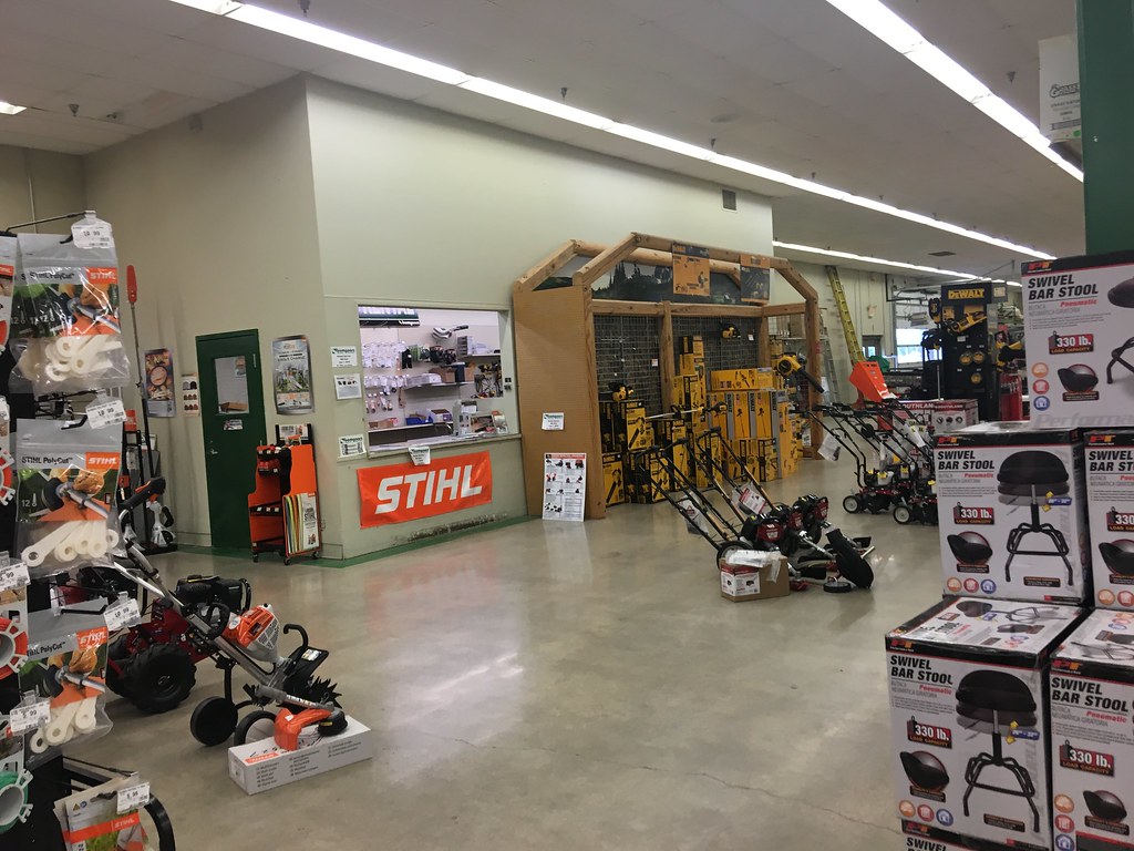 BomgaarsFormer Kmart, Spencer Iowa Kmart 7603 opened in … Flickr