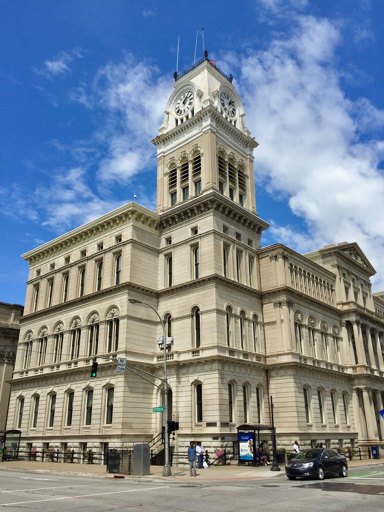 Louisville City Hall, Louisville, KY Warren LeMay Flickr