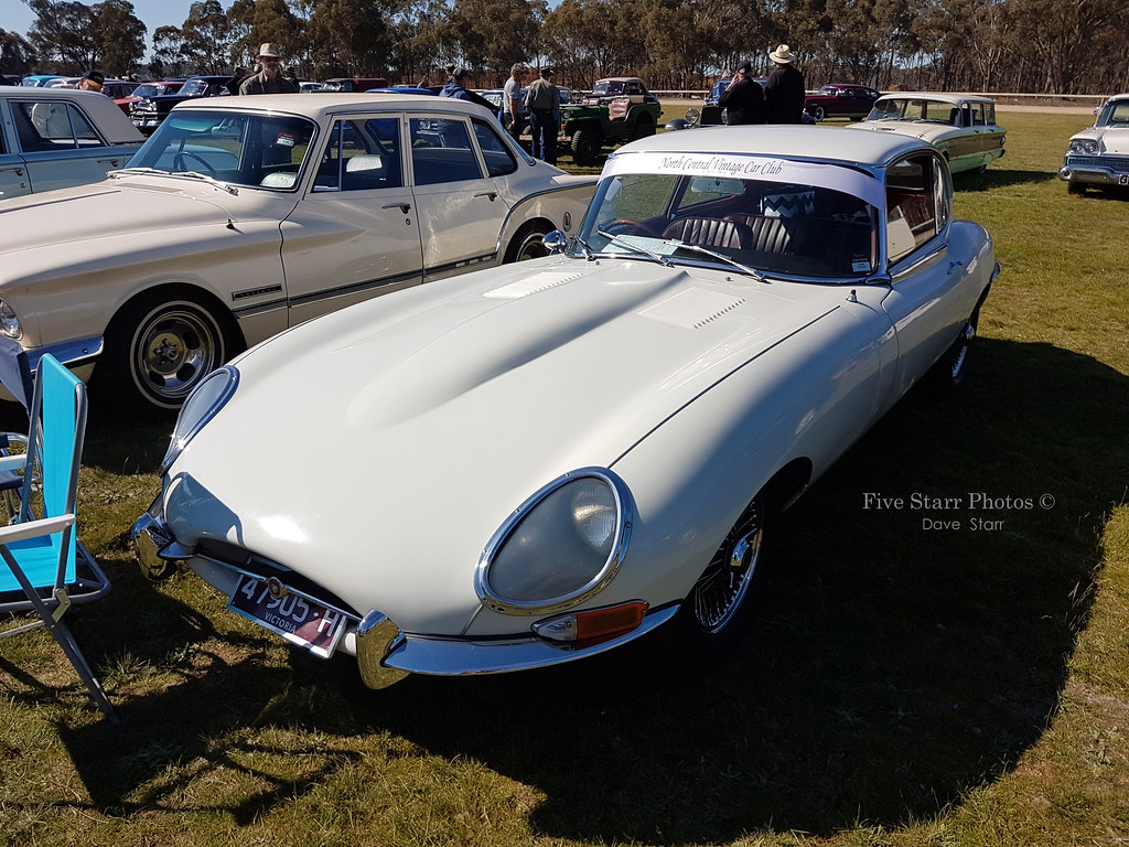 1964 Jaguar E Type 4.2 Covers a 1964 Jaguar E Type 4.2 tha… Flickr