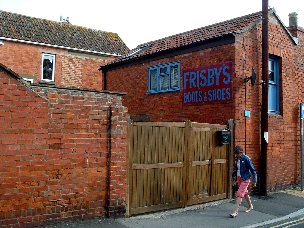 Frisby's Boots & Shoes Situated in Adam Street, Burnhamon… Flickr