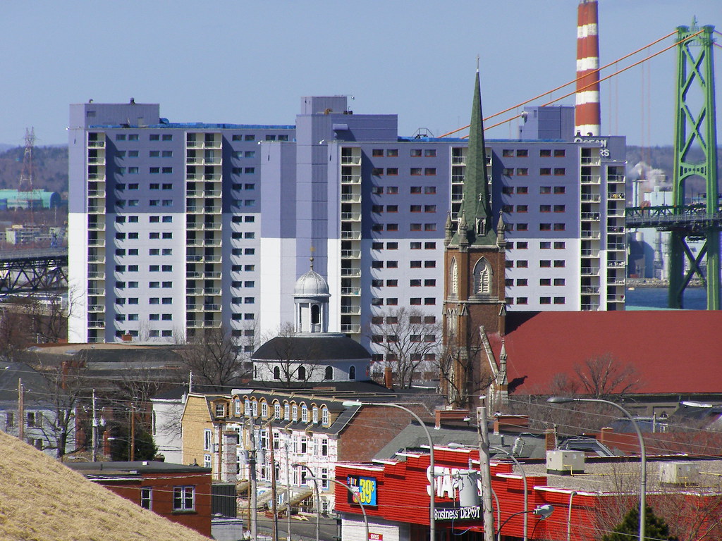 Ocean Towers apartment buildings (Halifax NS, March 31 200… Flickr