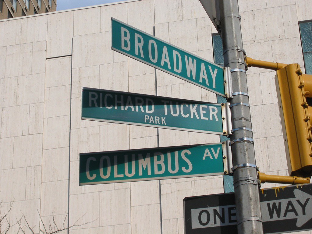 IMG_0056.JPG Richard Tucker "park" is a tiny little spot a… Flickr