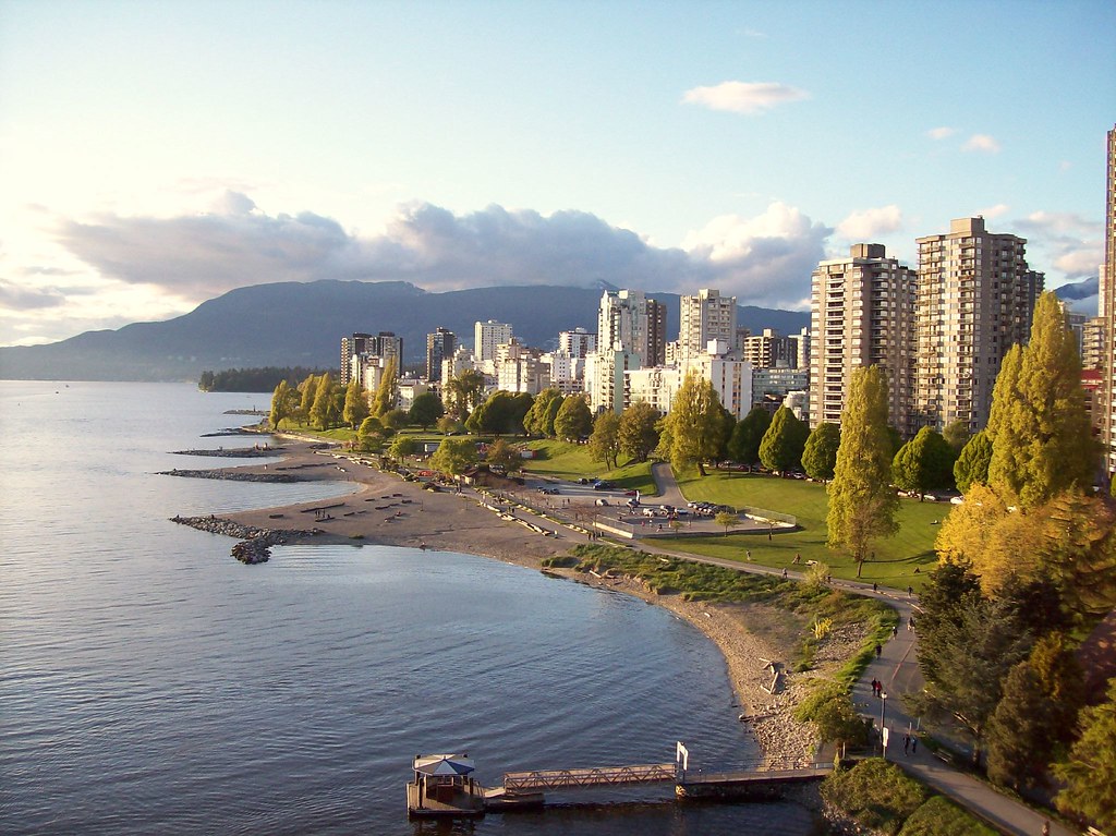 English Bay, Vancouver, BC Taken this evening from the Bur… Flickr
