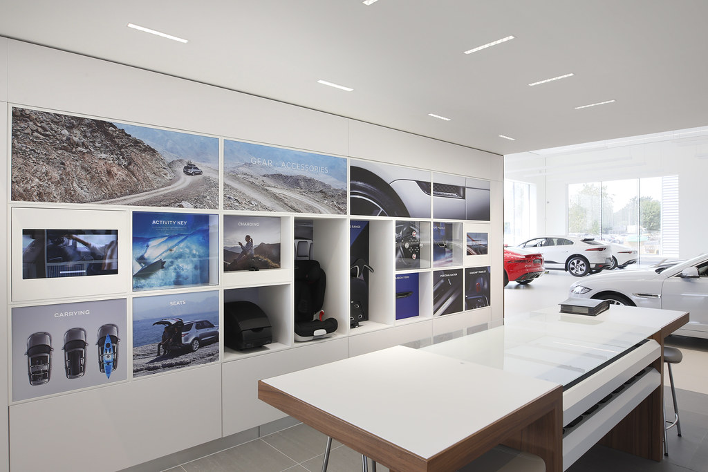 GrangeSwindon001 New Jaguar and Land Rover Swindon Cambria Autos