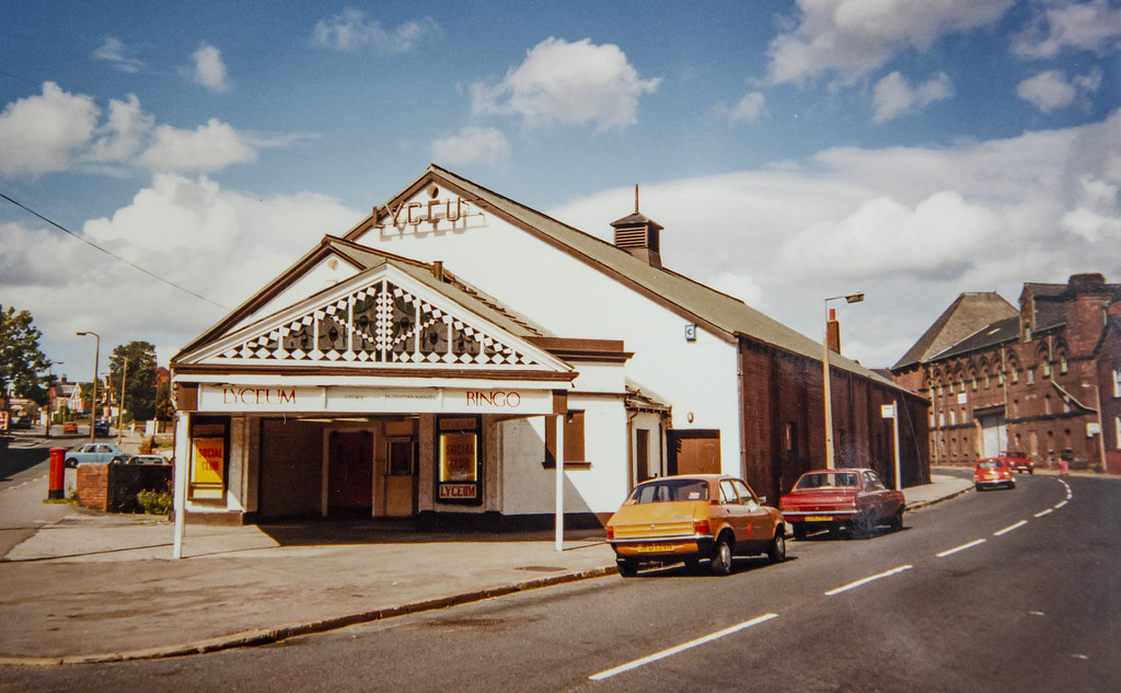 Former Lyceum Picture House/ Cinema, Cardigan Road, Burley… Flickr