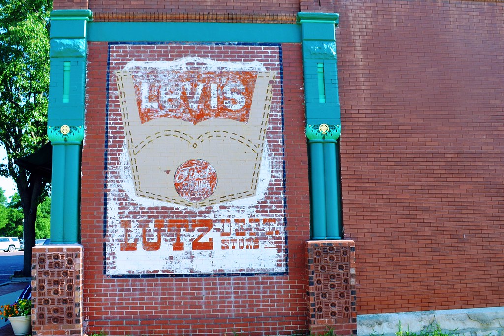 Kansas, Holton, Levis Lutz Dept Store Earl Leatherberry Flickr