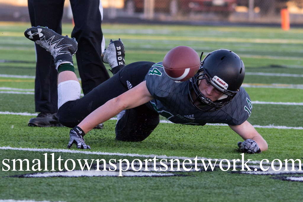 Yoncalla Eagles Pick Up First Season Win Over The Waldport Irish