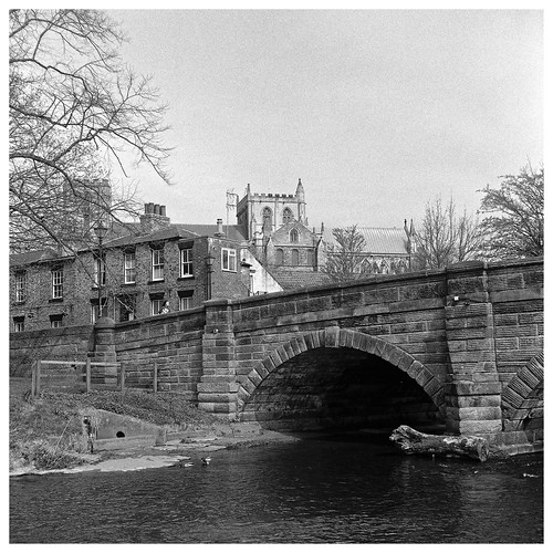 Bondgate Green Bridge Ripon. Yashica Mat/Ilford HP5+ Flickr