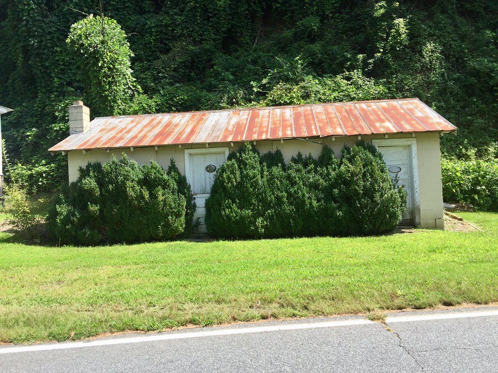 Cowarts Post Office, Caney Fork, NC This building may not … Flickr