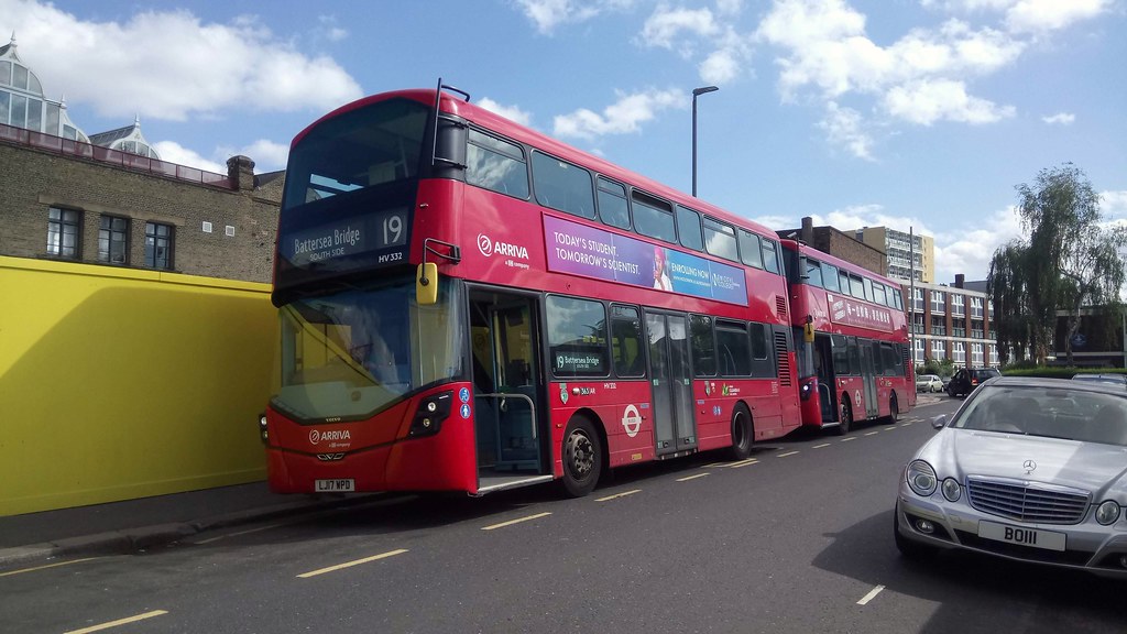 Arriva London HV332 LJ17WPD At Parkgate Road (Batterse… Flickr