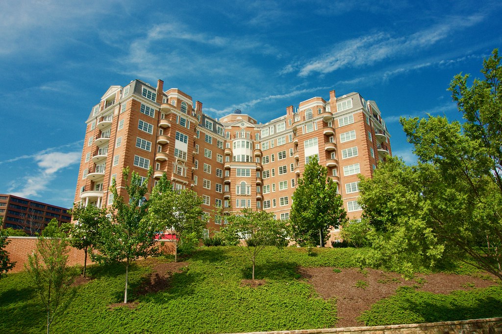 Woodley Park I the name of this apartment building … Flickr