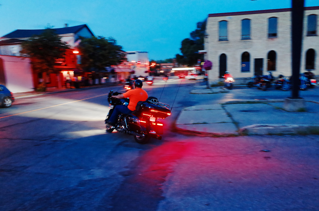 R0022386 "Bike Night in Paris 4TH Sept. 2018"; "Bike Night… Flickr