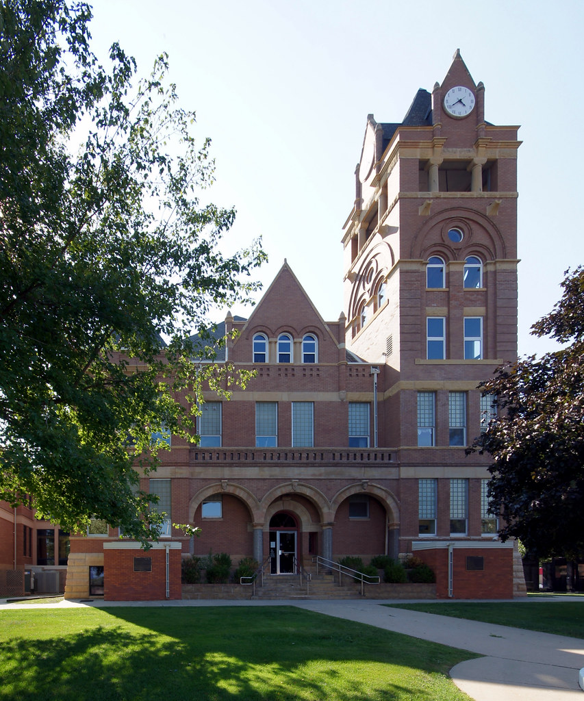 WINNEBAGO COUNTY COURTHOUSE Forest City, Iowa r.search.yah… Flickr