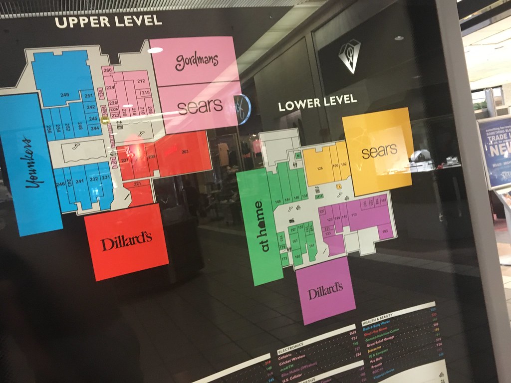 Crossroads MallWaterloo Iowa Crossroads Mall opened in 19… Flickr