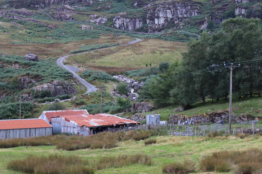 Tanygrisiau to Blaenau Ffestiniog walk HelsW Flickr