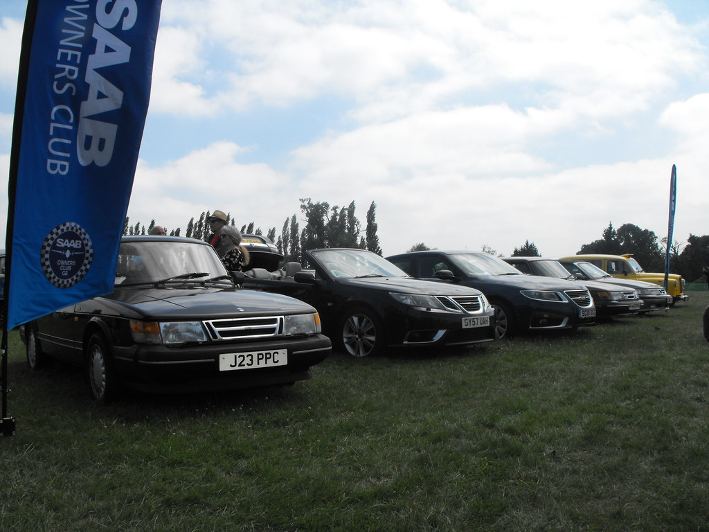 Saabs Luton 2018 The Saab Owners Club's display at the 2… Flickr