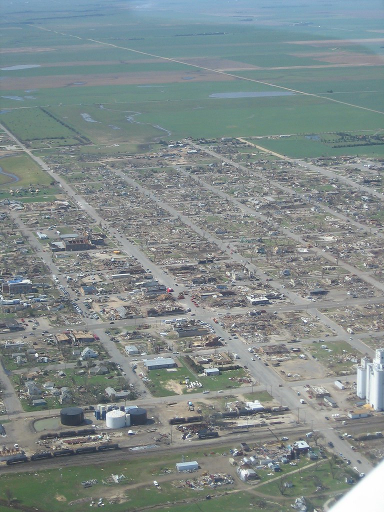 Greensburg Kansas Tornado Damage, May 2007 Daniel Bernasconi Flickr