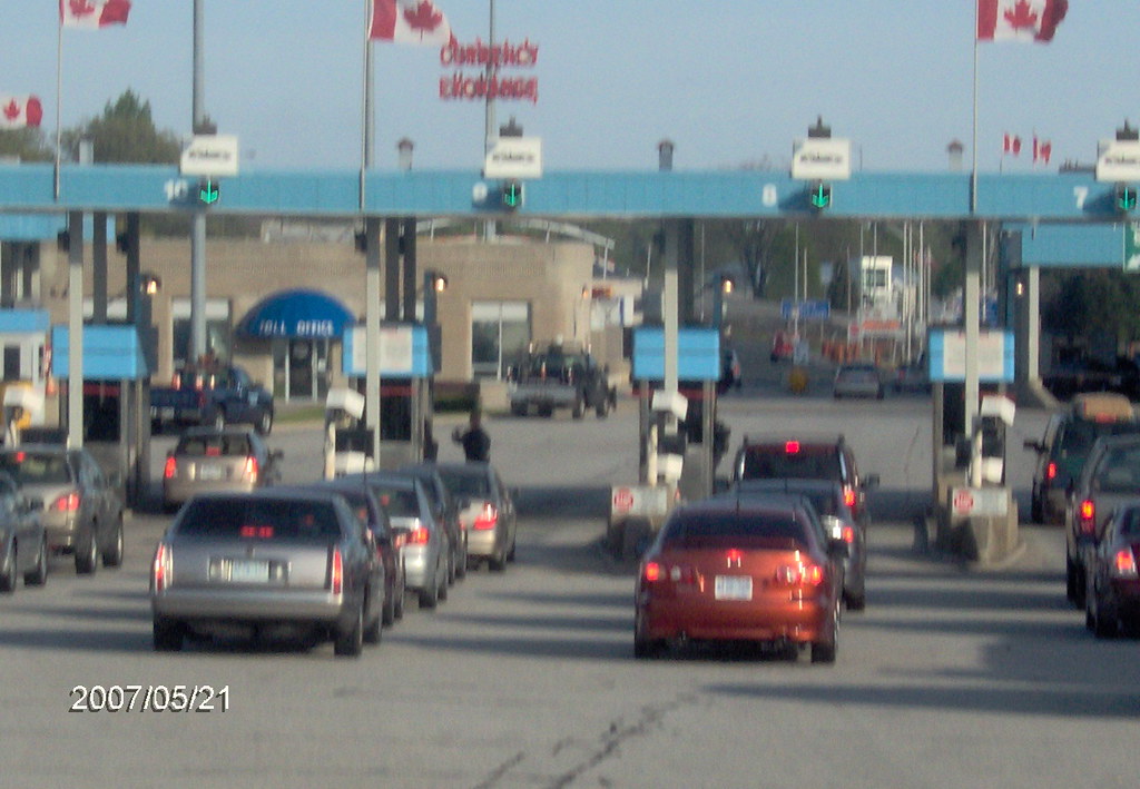 Canadian Border Sarnia Im000843.Jpg Lisa Myers Flickr