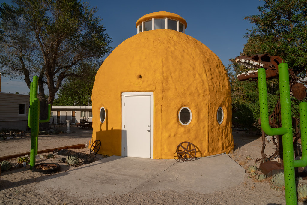 Famous Lemon House on US 395 m01229 Flickr