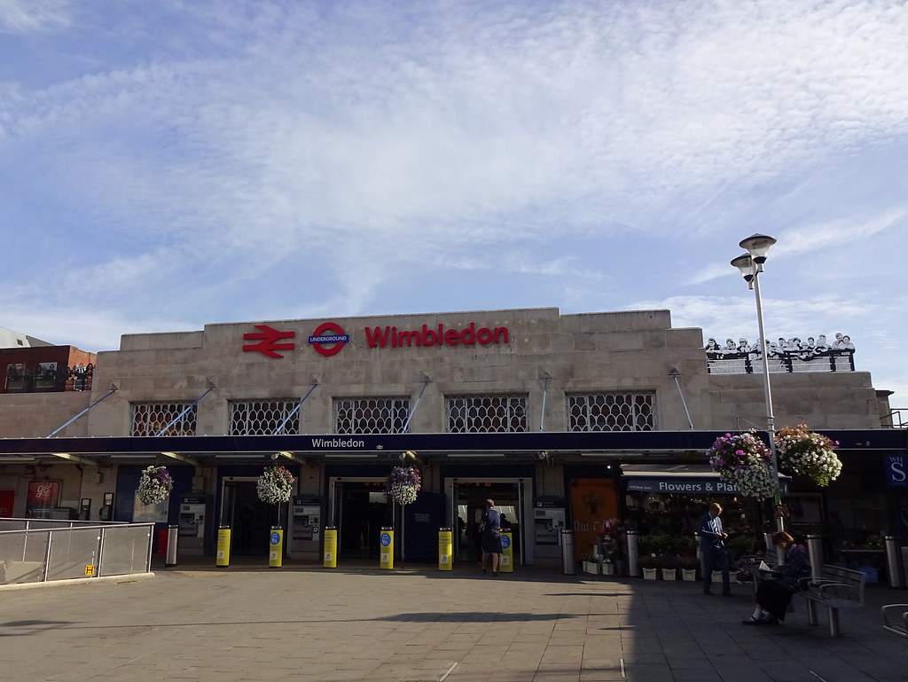 Wimbledon Station Kake Flickr