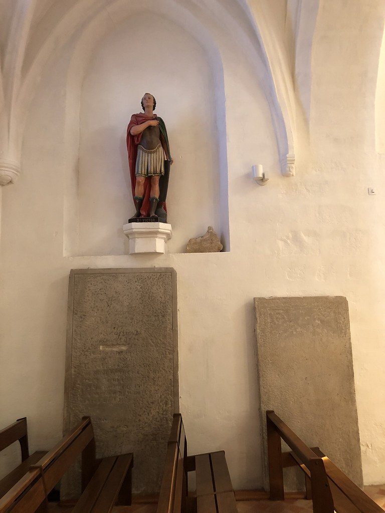 Chapelle SaintVictor Église SaintVictor Guyancourt (… Flickr