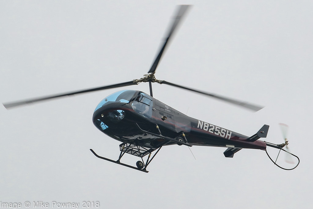 N825SH - 2009 build Enstrom F-28F, inbound to the exhibiti… | Flickr