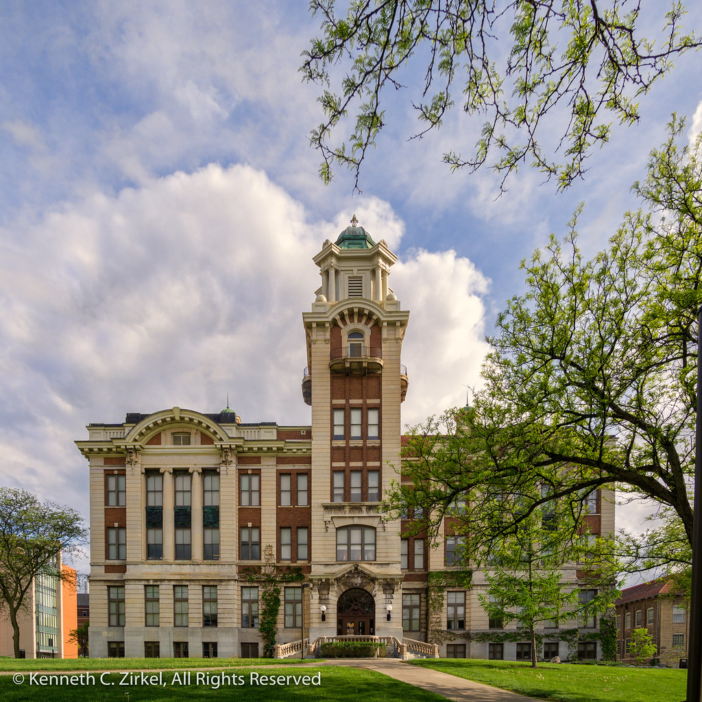 Lyman Hall's Instagram, Twitter & Facebook on IDCrawl