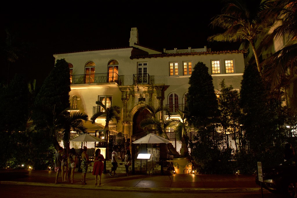 Versace House (Casa Casuarina), night view a photo on Flickriver