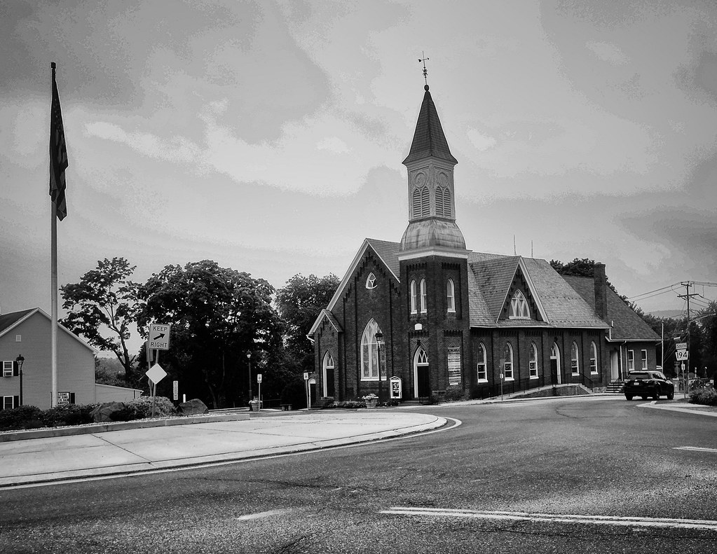 Town Square On our trip home from PA we passed through thi… Flickr
