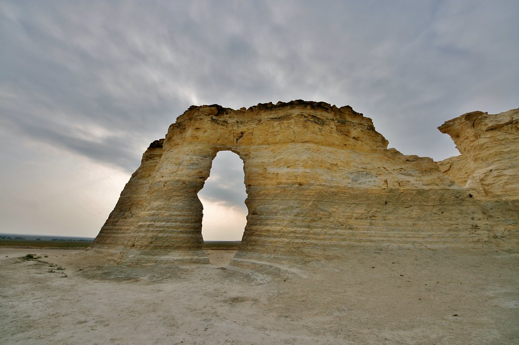 Aug 21, 2018 Oakley, KS Monument Rocks XTi (228) Flickr
