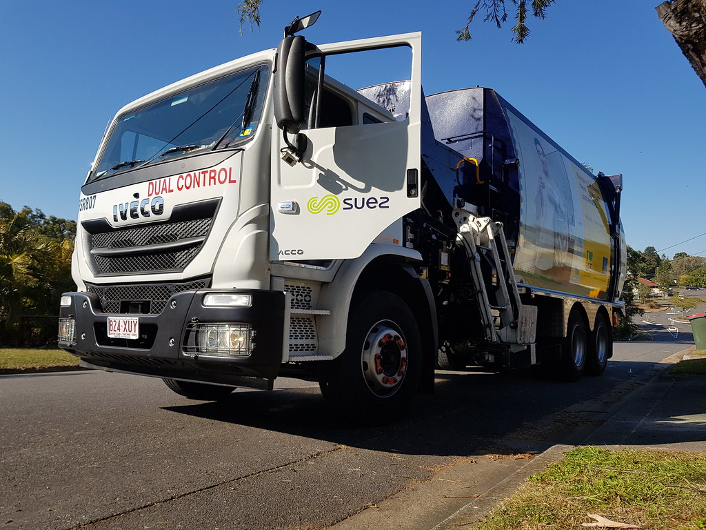 Brisbane Recycling BSR807 807 in action in Carindale on … Flickr