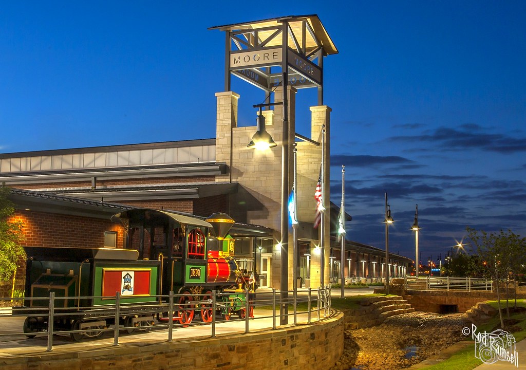 Moore Community Center Rod Ramsell Flickr