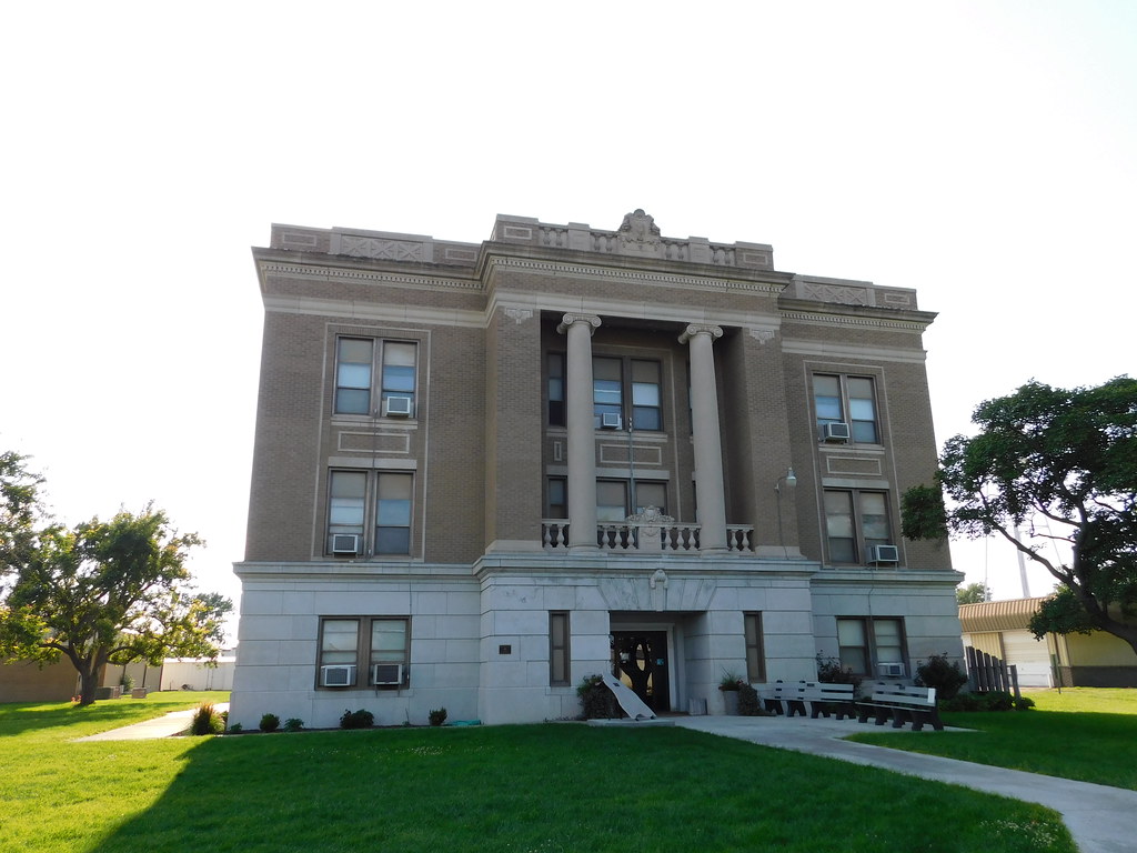Sheridan County Courthouse Hoxie, Kansas Rusticated stone … Flickr