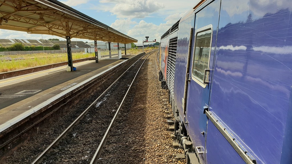 First Great Western 43027 ( with 43015) 1A89 1533 Taunton