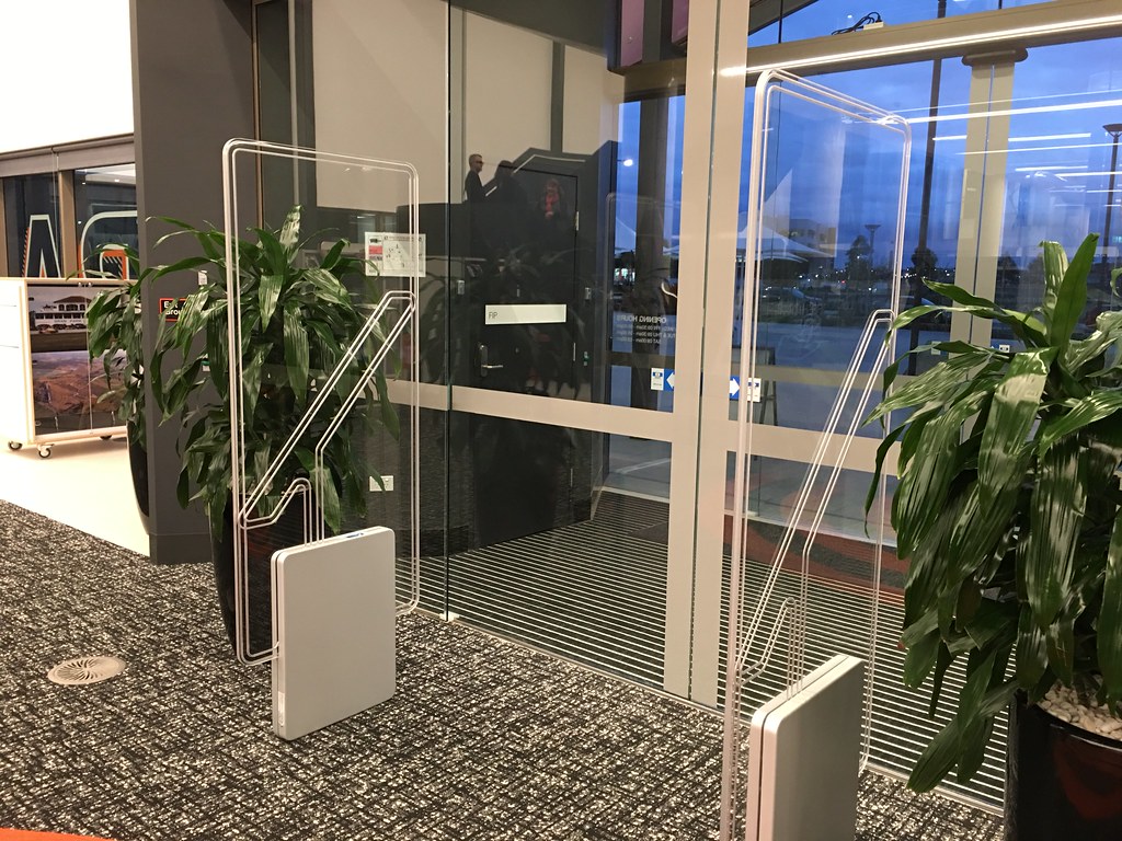 RFID gates Biblioteca Oran Park Library Oran Park Librar… Flickr