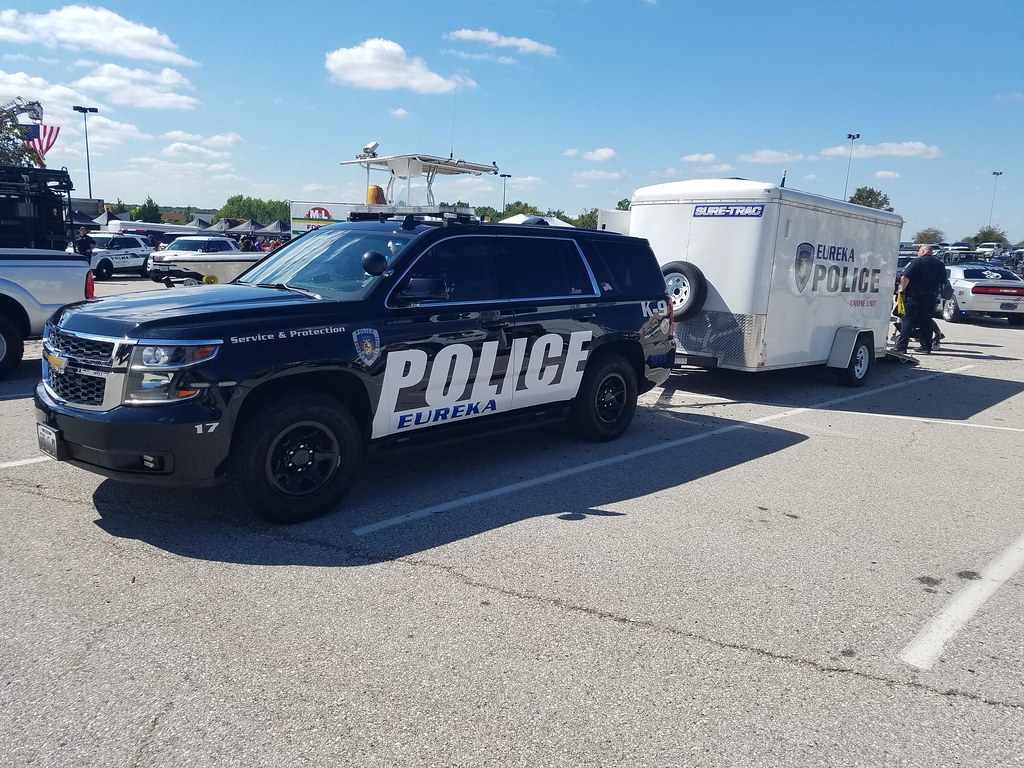 Eureka Mo Police Department Chevy Tahoe k9 Unit pulling th… Flickr