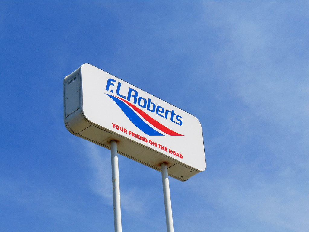 F.L. Roberts (Enfield Square, Enfield, Connecticut) Flickr