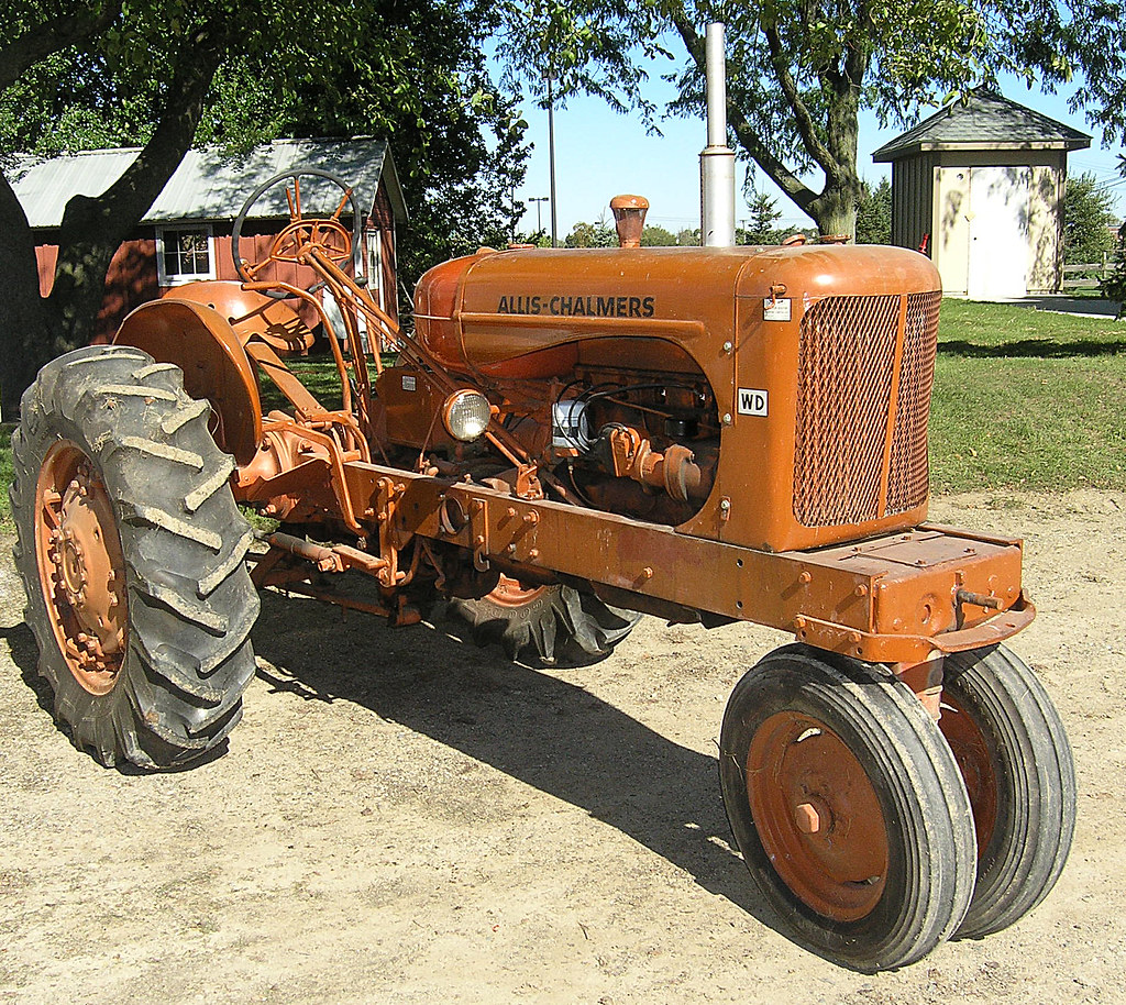 AC Tractor This tractor is at the Saline Michigan Farm Mus… Flickr