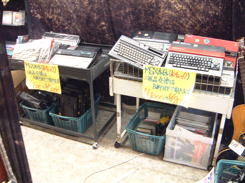 Junk MSX Junk MSX computers in a secondhand electronic sh… Flickr