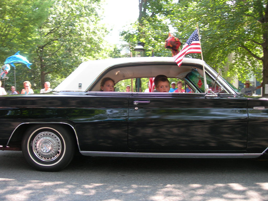 Sidelong 4th of July parade, 2005. Riverton, New Jersey. R… Flickr