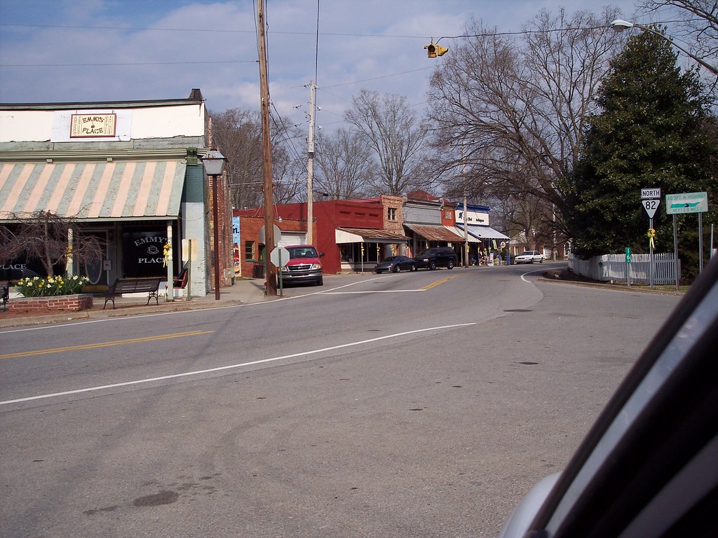 Bell Buckle Tennessee Bell Buckle is noted for the many … Flickr