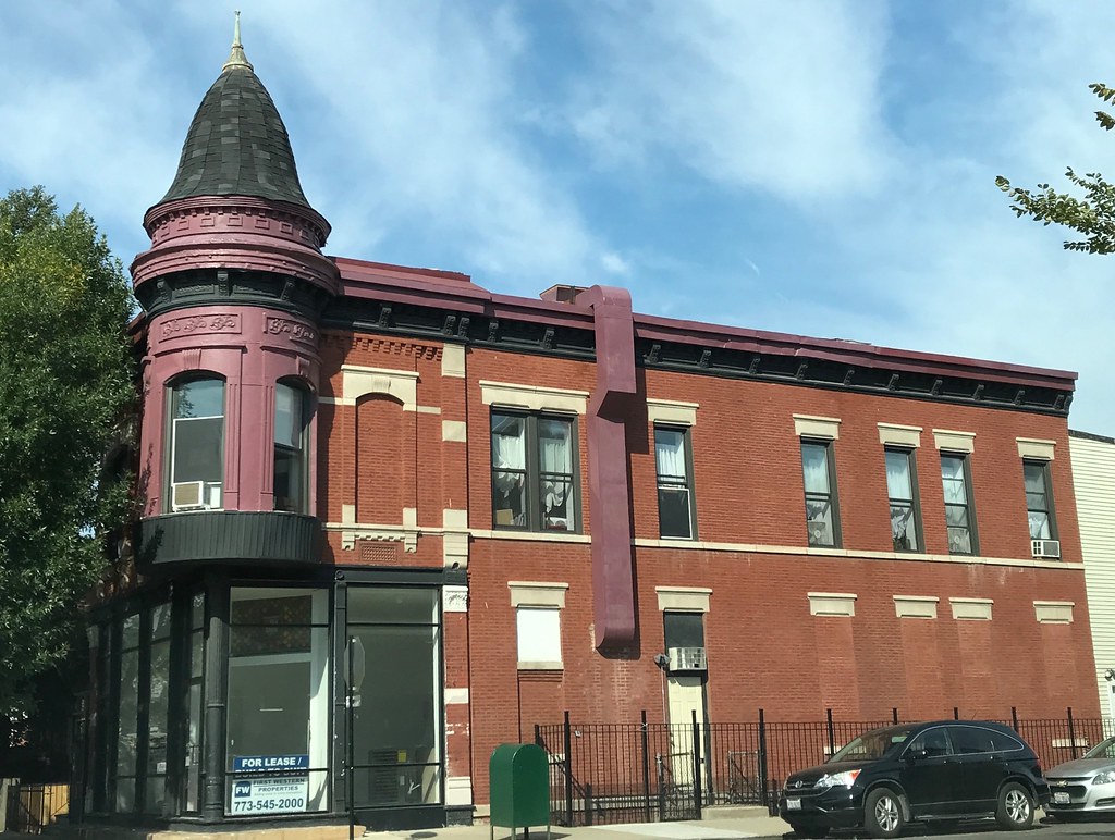 TriTaylor neighborhood, Chicago Debbie Mercer Flickr