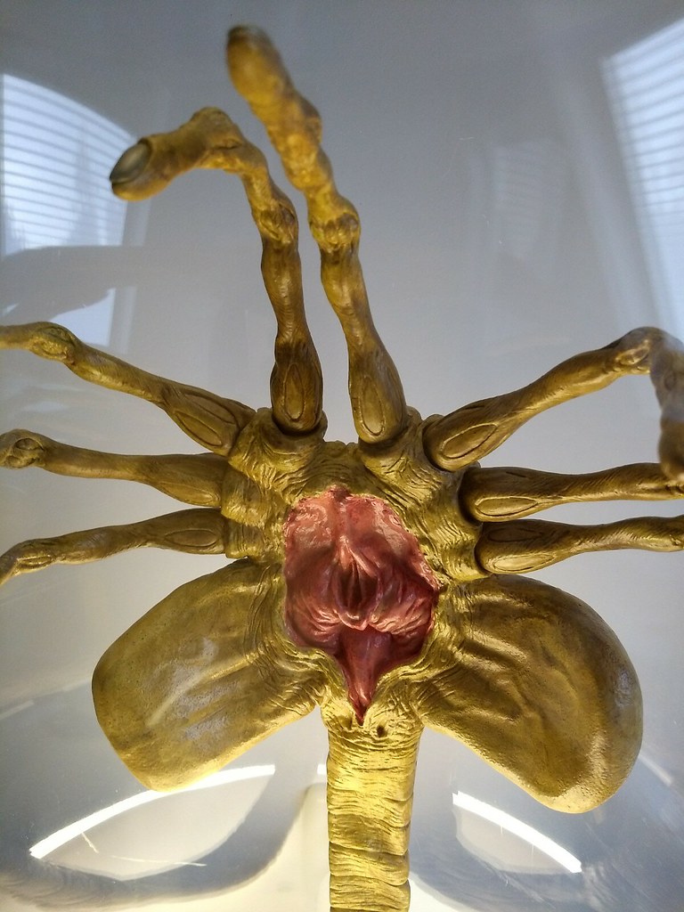 IMG_20180917_193159211 facehugger stasis tube Flickr