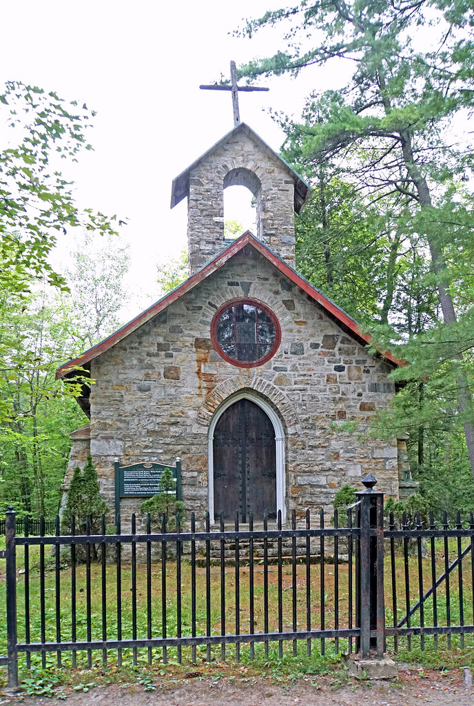 DSC01177 Funeral Chapel PLEASE, NO invitations or self p… Flickr