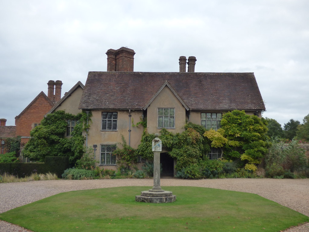 Packwood House West Front Sundial A late September 201… Flickr