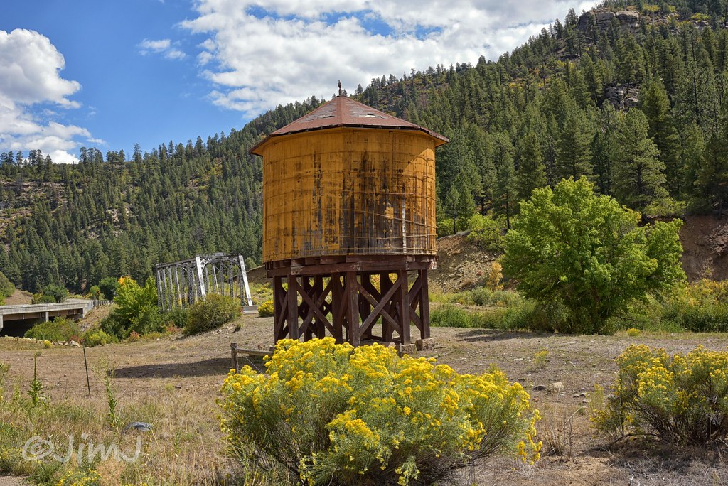 Left Behind I shot this on a back road near Dulce New Mexi… Flickr